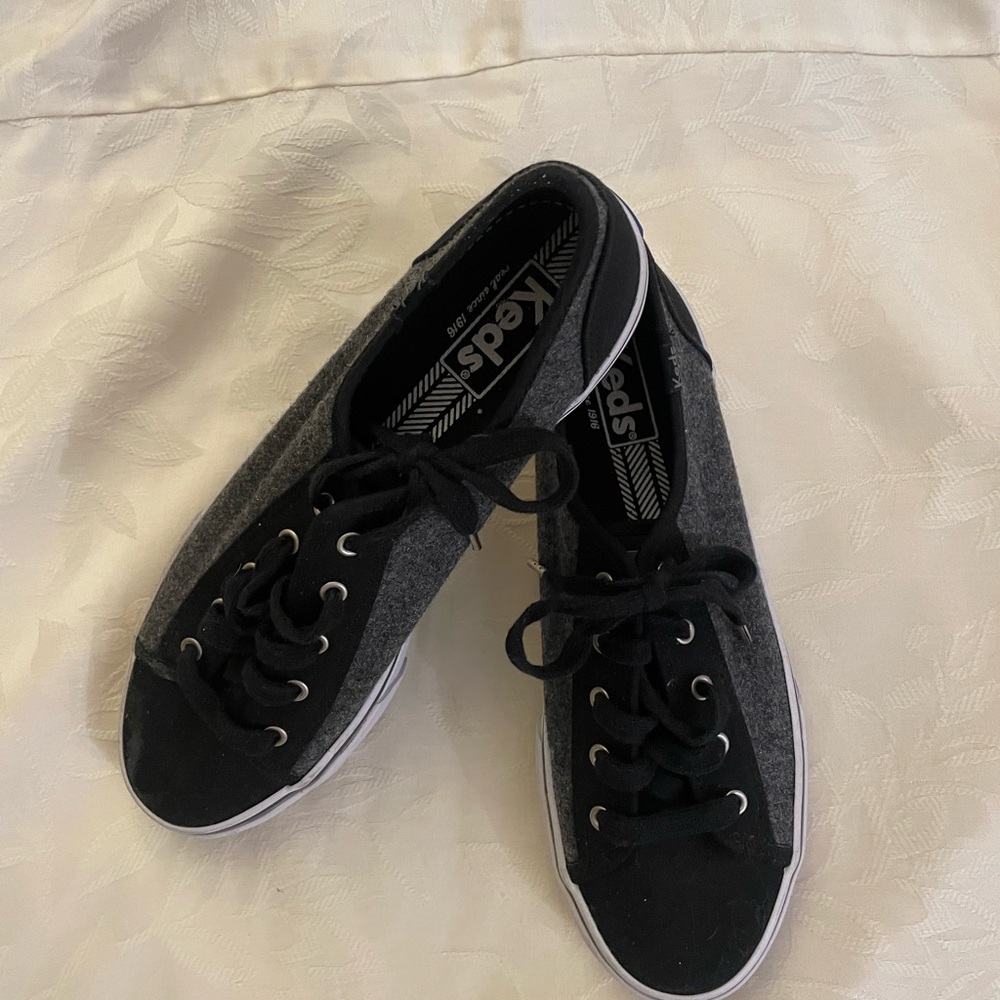 Keds Black and Gray Women's Sneakers Size 7.5